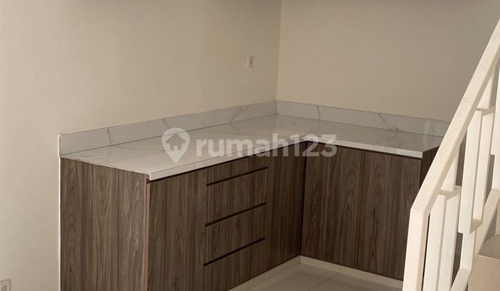 Dijual Rumah 2 Lantai Taman Ubud Asri, Lippo Dijual Rumah 2 Lantai Taman Ubud Asri, Lippo