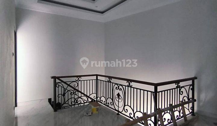 Dijual Rumah American Classic Jagakarsa Jakarta Selatan 2