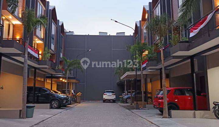 Dijual Rumah Cluster Semi Furnish Di Jagakarsa Jakarta Selatan 2