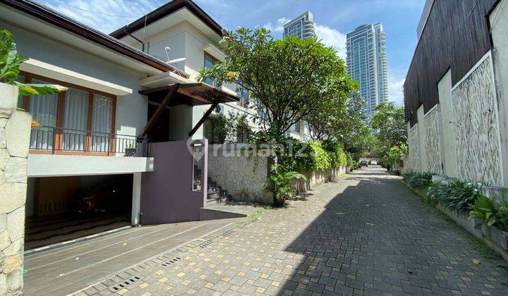 Rumah Kemang 379m2 Private Pool + Basement 2