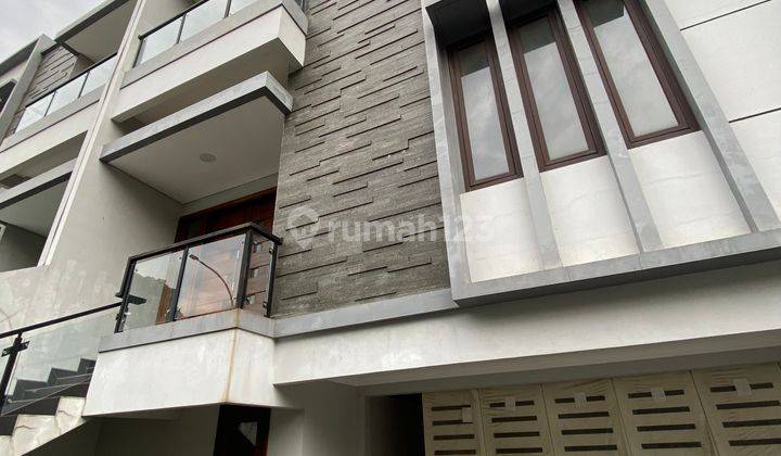 Rumah Permata Buana 3 Lantai (144m2) 1