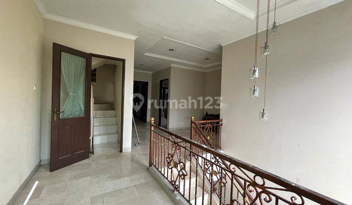 Rumah Permata Buana Rapih Siap Huni - Selatan (136M2) 11