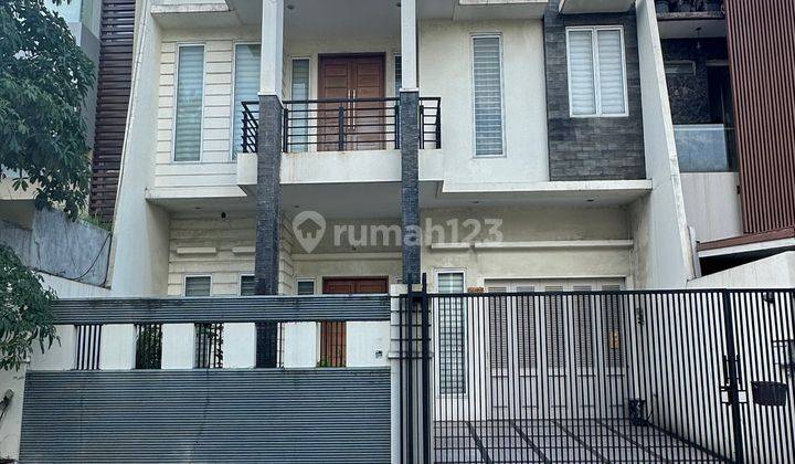 Limited Rumah Permata Buana Lt.300m2 Minimalis Lokasi Favorit 1