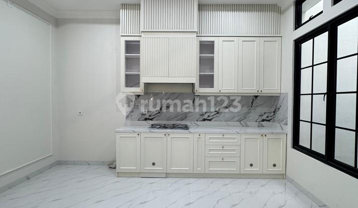 Rumah Brand New Griya Loka Bsd Siap Huni 2