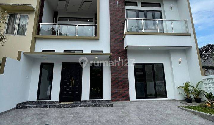 Dijual Rumah Kencana Loka BSD 10x20 Siap Huni Mewah 1