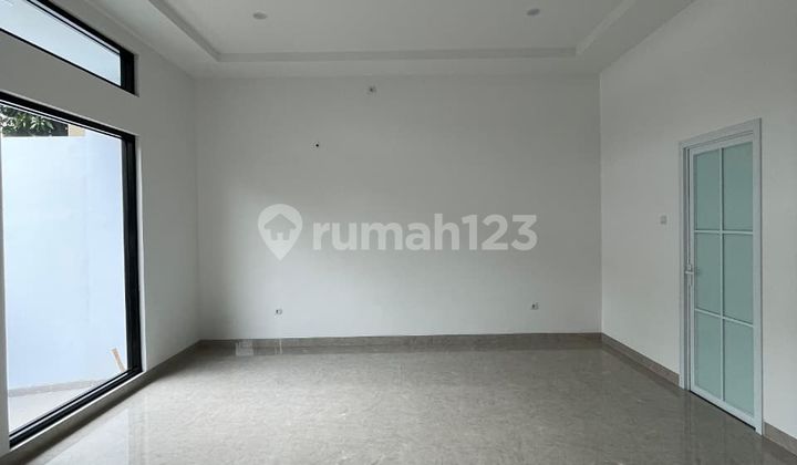 For Sale Brand New Minimalist Modern House in Kencana Loka BSD (218M2) 2