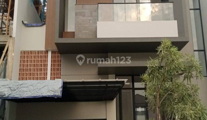 Sewa Rumah Simprug Residence Pik2 12x25 Posisi Hoek 1