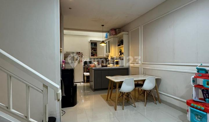 Rumah Puri Mansion Full Renov 6X15 Siap Huni