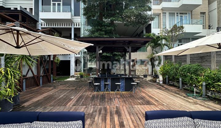 Luxury Home at Pantai Mutiara Large Canal 640 m2 Private Pier
