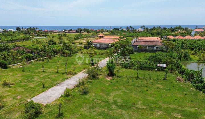 Plot of land for sale near Buleleng Beach 1