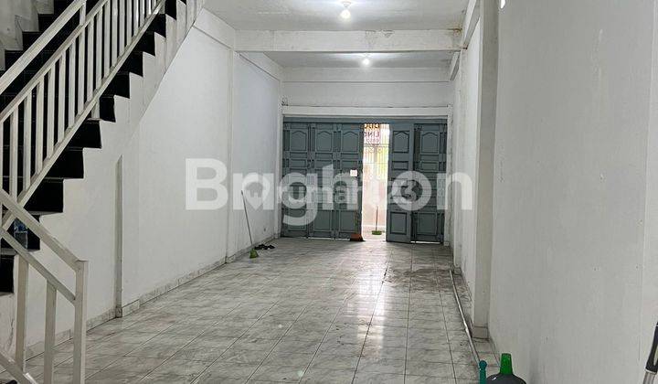 RUKO 3,5 TINGKAT KOMPLEKS ELEGANT KARYA DAME MEDAN BARAT 2