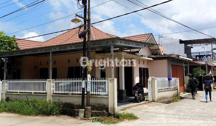 Rumah asri  cepat mau pindah luar kota 1