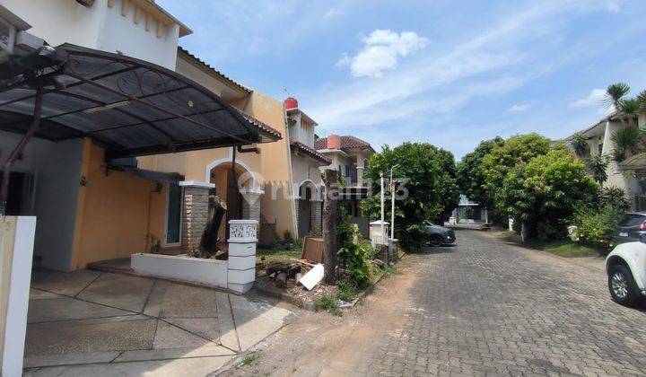 Rumah Bagus Siap Pakai di Puri Mediterania, Semarang Barat 2