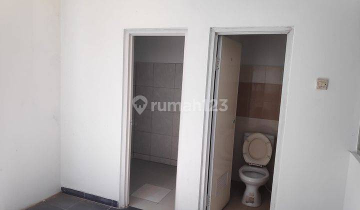 Rumah 2 Lantai Cocok Untuk Kost di Jl. Kedungmundu Lama, Semarang 2