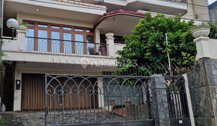 Rumah Bagus Dengan View Kota di Jalan Bukit Tirta, Bukit Sari 1