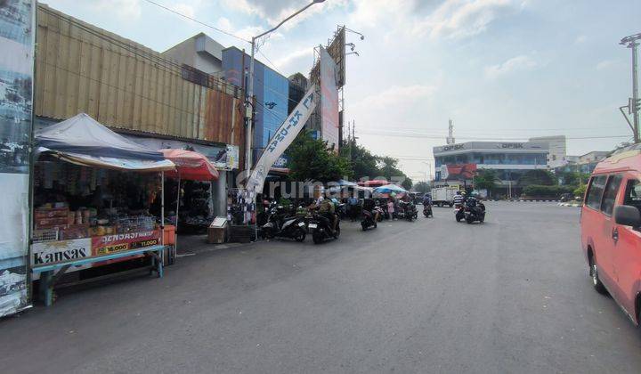 Ruko di Tengah Kota Dekat Pasar Jalan Alun Alun Barat, Kauman 2