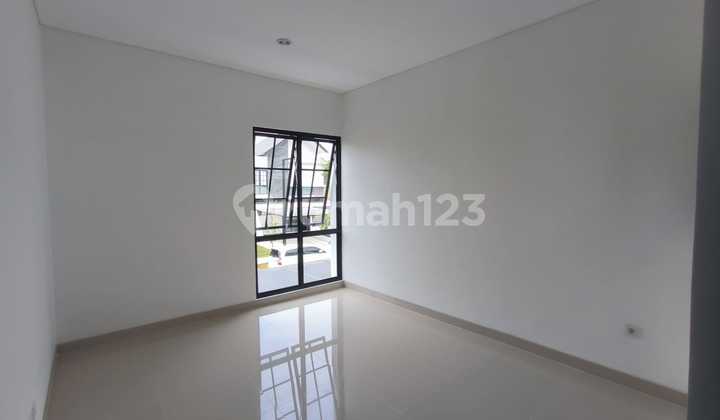 Rumah Cluster Full Furnished Bagus Siap Huni di The Miiles BSB 2
