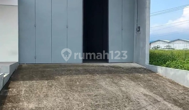 Warehouse for Sale, Spacious and Ready to Use in BSB City 1