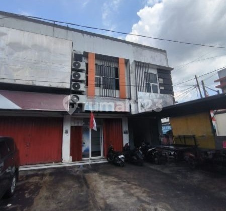 Premium Shop House Suitable for Business on Anjasmoro Raya Street