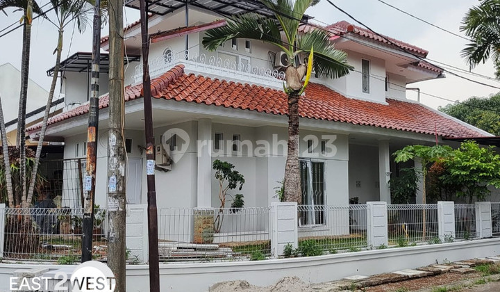 Jual Rumah Nusa Loka BSD City Tangerang Selatan Bagus Strategis Jual Rumah Nusa Loka BSD City Tangerang Selatan Bagus Strategis