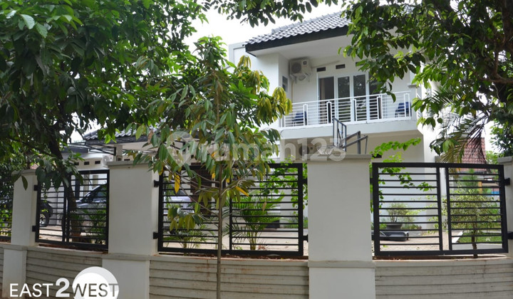 For Sale, Hook House Nusa Loka BSD City South Tangerang, Good Comfortable 2