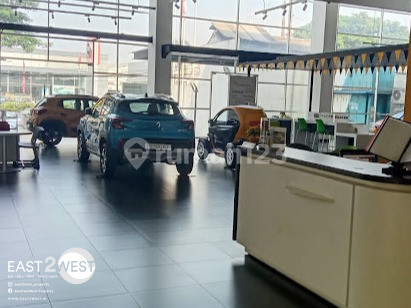 For Sale Commercial Building Ex Showroom on Jalan Pahlawan Seribu, South Tangerang, Highly Strategic Location For Sale Commercial Building Ex Showroom on Jalan Pahlawan Seribu, South Tangerang, Highly Strategic Location