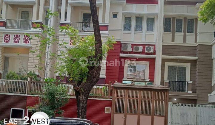 Jual Rumah Townhouse Emerald Park Pik Jakarta Utara Cantik Bagus 1