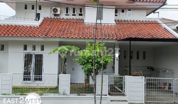 Jual Rumah Nusa Loka BSD City Tangerang Selatan Bagus Strategis 2