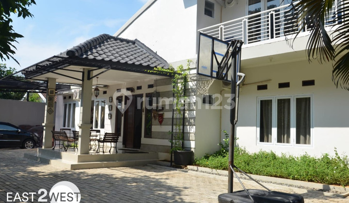 For Sale, Hook House Nusa Loka BSD City South Tangerang, Good Comfortable