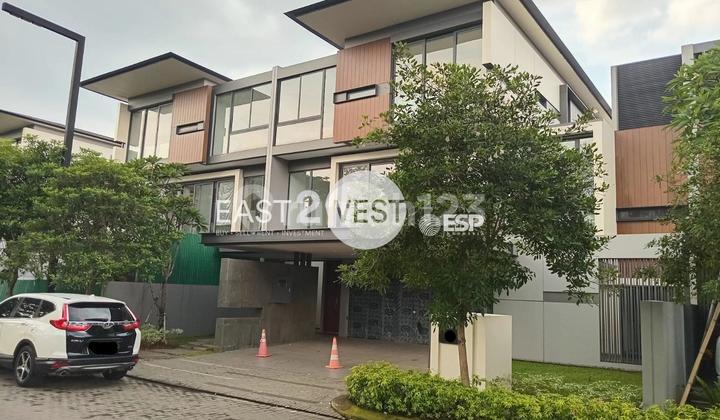Jual Rumah Mewah BSD City Cluster Lyndon Navapark Luas Siap Huni