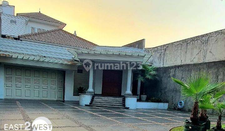 Jual Rumah Jalan Kemanggisan Ilir Raya Jakarta Barat Besar Mewah 1