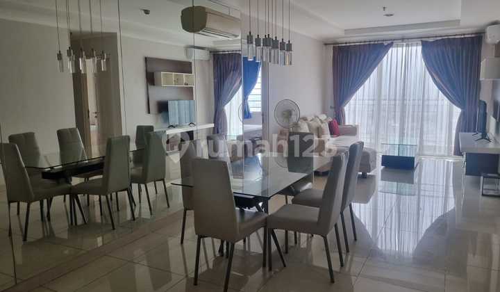 Apartemen French Walk, 3+1Br, Lantai Tinggi, View Lepas, Lokasi di Moi Kelapa Gading