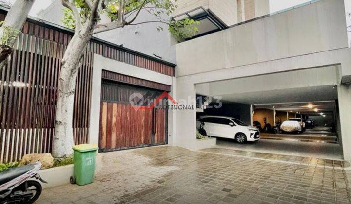 For Sale Rumah Mewah Dengan Private Lift Dalam Townhouse 2