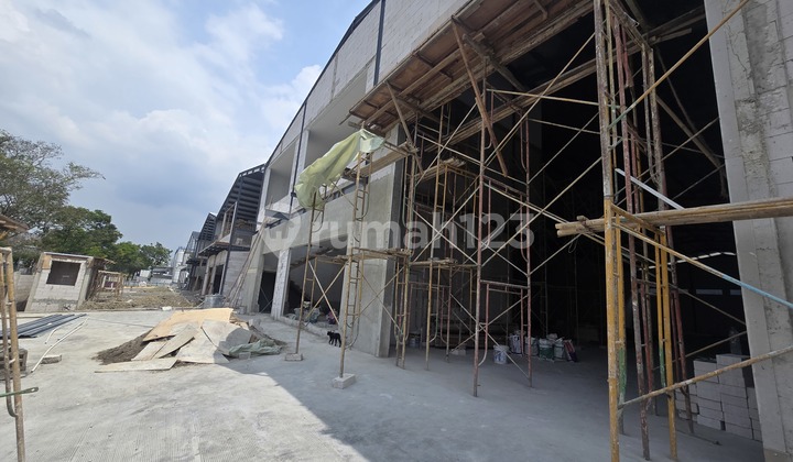 For Rent New Warehouse / Factory In Strategic Location Delta Silicon Area Lippo Cikarang
