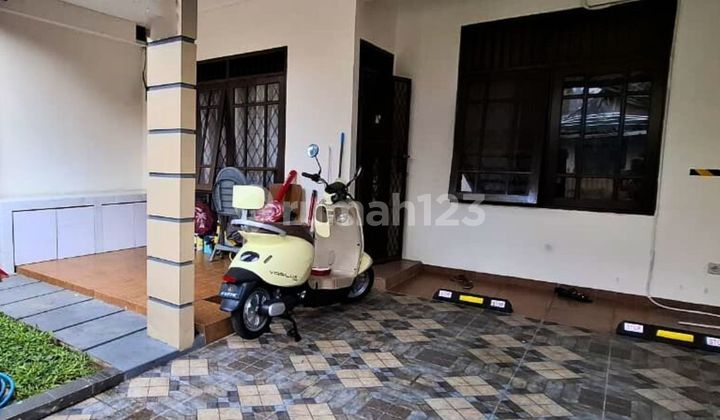 DIJUAL Rumah Semi Furnished di Bintaro Sektor 5 Bintaro Jaya