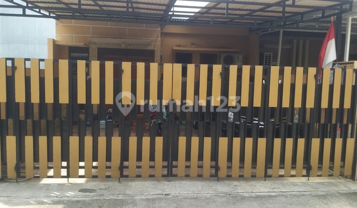 Dijual Rumah Dalam Komplek Pondok Aren