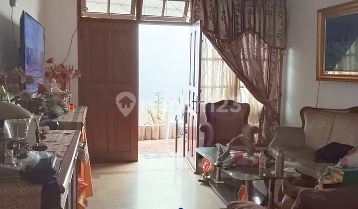 Dijual Rumah Mewah di Vila Taman Kartini Bekasi 2