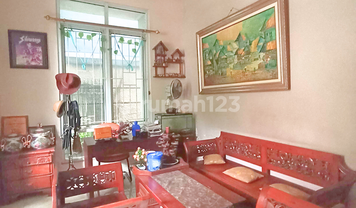 Dijual Rumah Luas Siap Huni di Bintaro Sektor 9 Tangerang Selatan 2