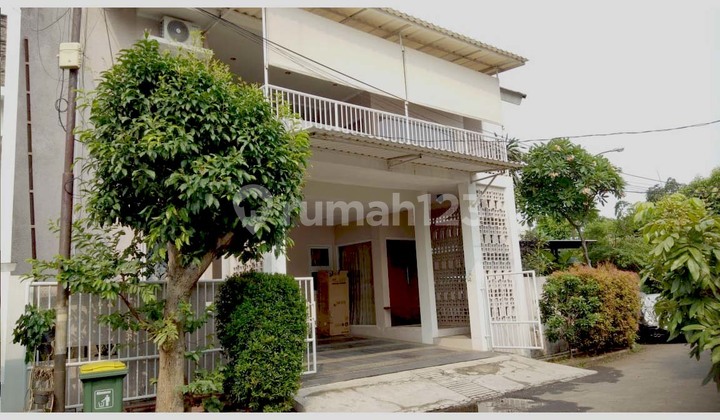 Disewa Rumah Bintaro Jaya Sektor 9 Tangerang Selatan Disewa Rumah Bintaro Jaya Sektor 9 Tangerang Selatan