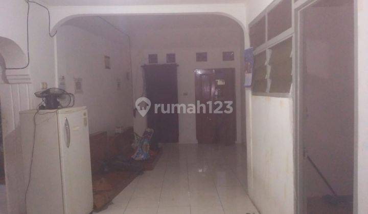 Disewa Rumah Jl Kelud Jakarta Selatan 2