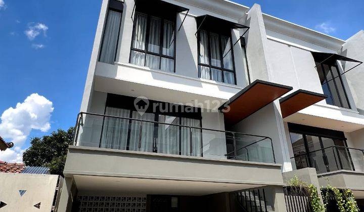 Dijual Rumah Brand New The Residences Townhouse 1