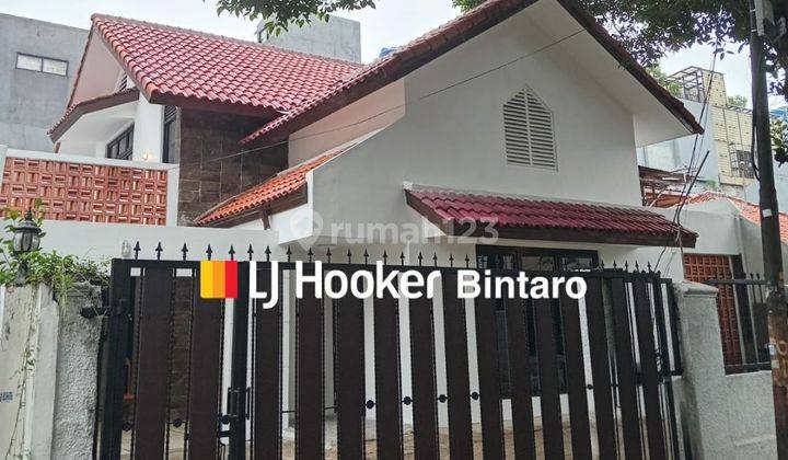 Disewakan Rumah Tinggal Renovated Nyaman Dan Asri di Kebayoran Baru, Jakarta Selatan 1