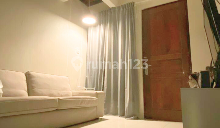 Dijual Rumah 1,5 Lantai (Mezanine) Siap Huni dengan 3 Kt Berada di Lokasi Strategis Dekat Bintaro Harga di Bawah 1 M, Jarang Ada! 2