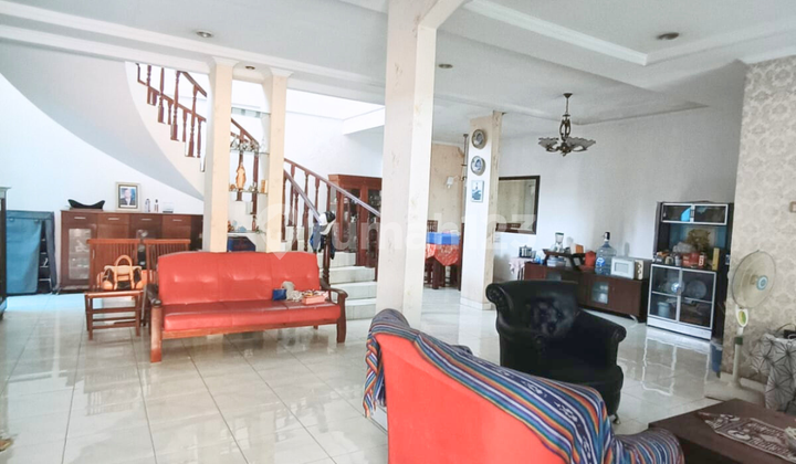 For Sale House in Graha Raya Bintaro Jaya South Tangerang 2