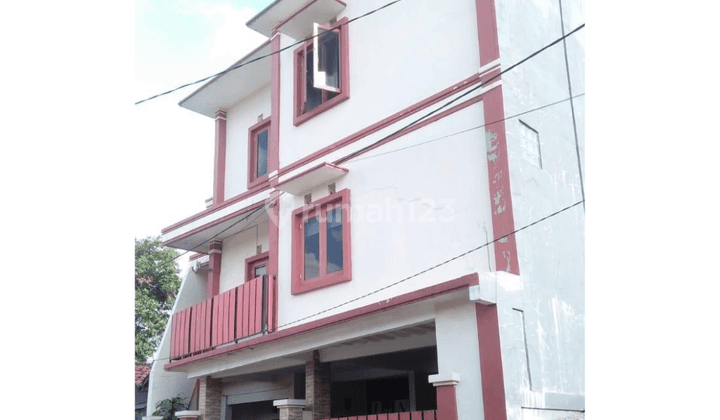 Dijual Rumah 3 Lantai Nempel Bintaro Sektor 7 1