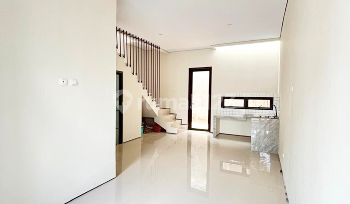 For Sale 2-Story Brand New House Ready to Occupy in Bukit Nusa Indah Complex. 2