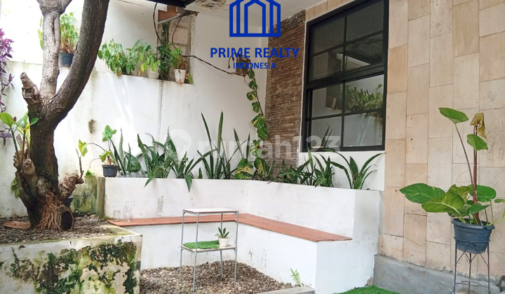 Dijual Rumah Artistik Siap Huni. Lokasi Strategis Dekat dengan ke Bsd & Ciputat 2