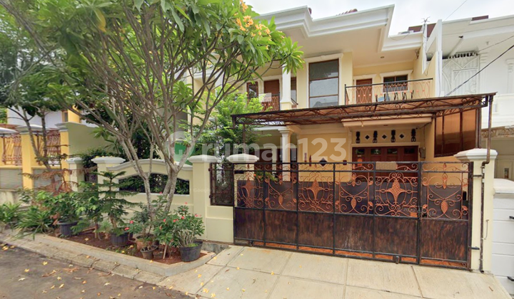 Dijual Rumah Lokasi Bagus di Cinere Depok