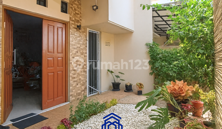 Rumah Cantik 2 Lantai di Bintaro Sektor 2 Tangerang Selatan 2