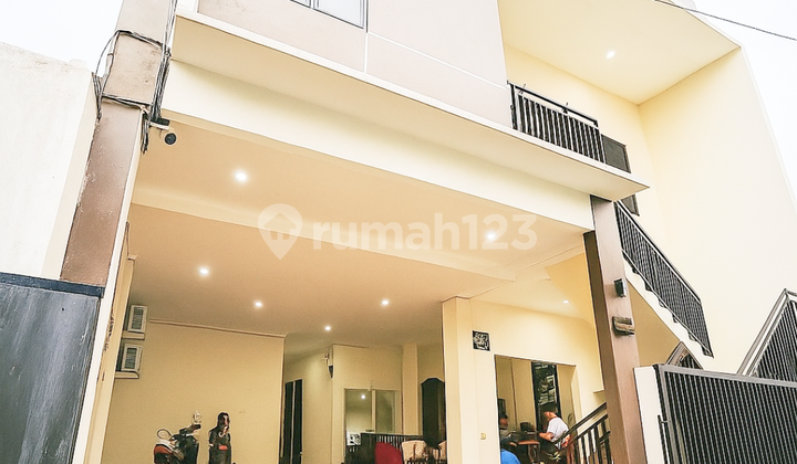 Dijual Rumah Kost di Tebet Barat Dalam - Siap Huni & Lokasi Sangat Strategis